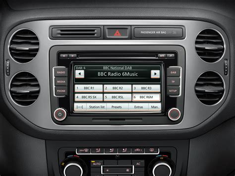 volkswagen golf radio models